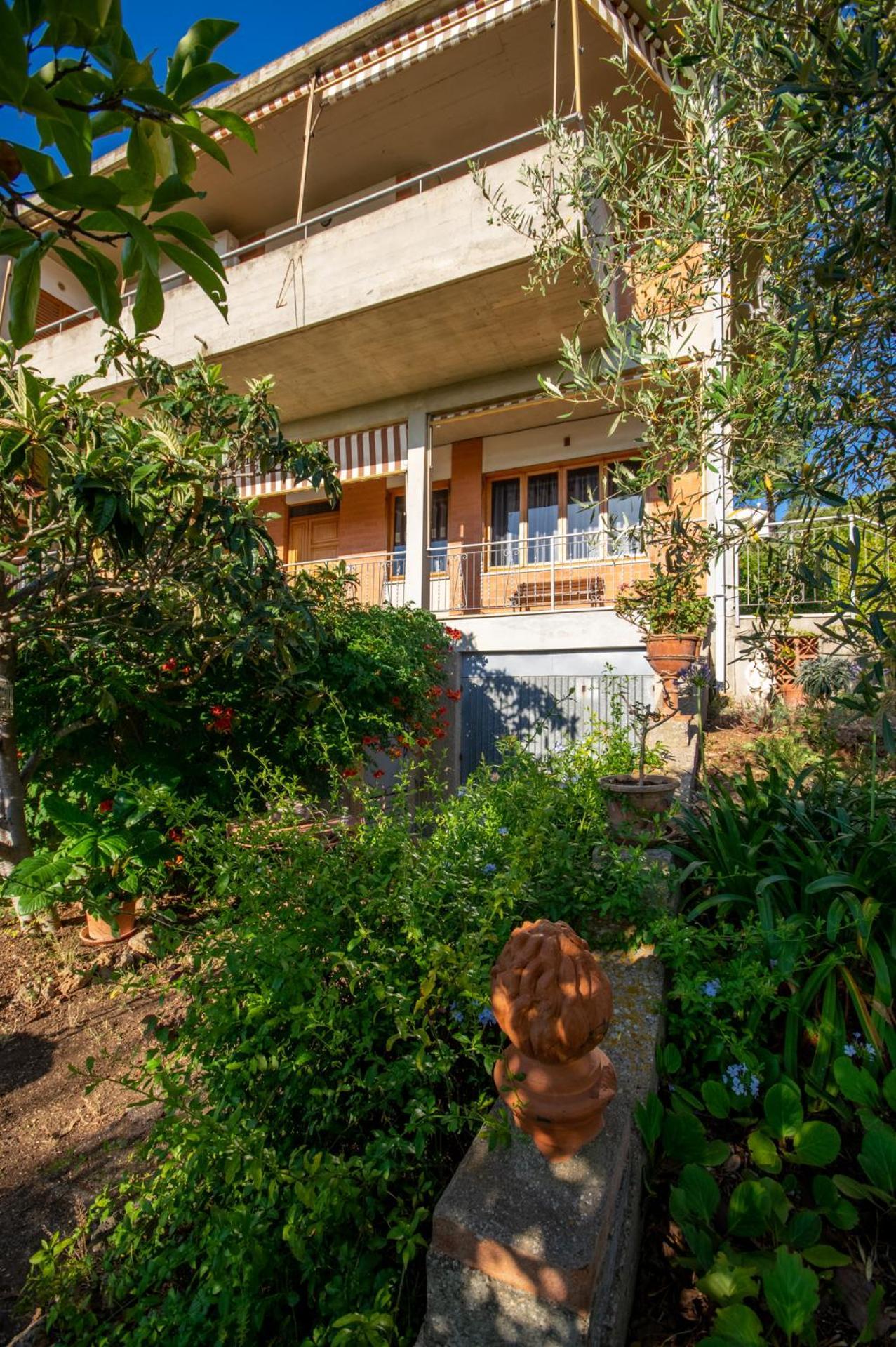 Villa Panoramica Garden Bike マッサ・マリッティマ エクステリア 写真